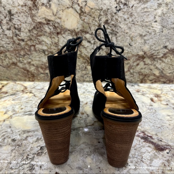 Melrose and Market • Black Suede Tie Up Wedges Size 9 - Picture 5 of 9